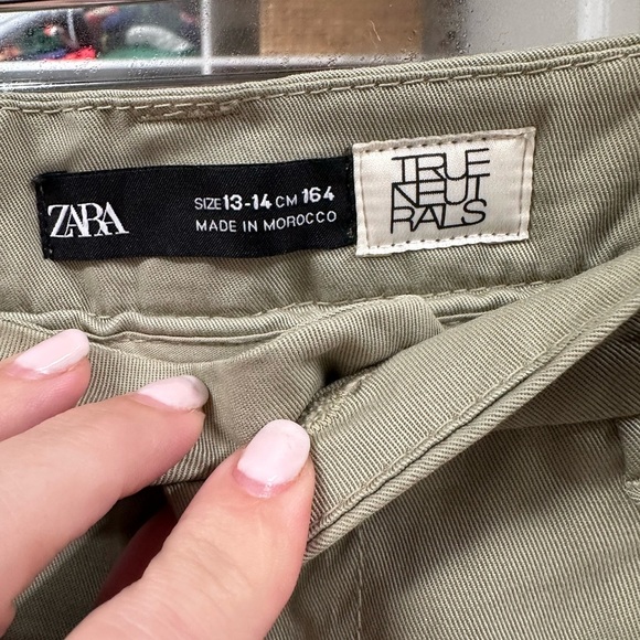 Zara Woman’s Khaki Pants - Picture 3 of 3